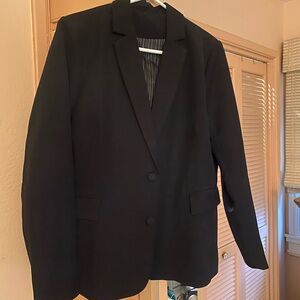 Elegant Black Men's (unisex) Blazer - great condition- covered buttons-lined
